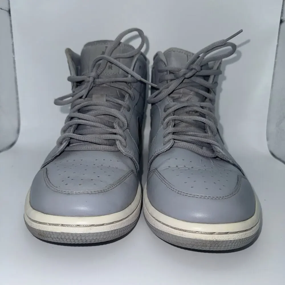 Nike Air Jordan 1 Mid Wolf Grey 554724-033 Men’s Size 8.5 Basketball Shoes